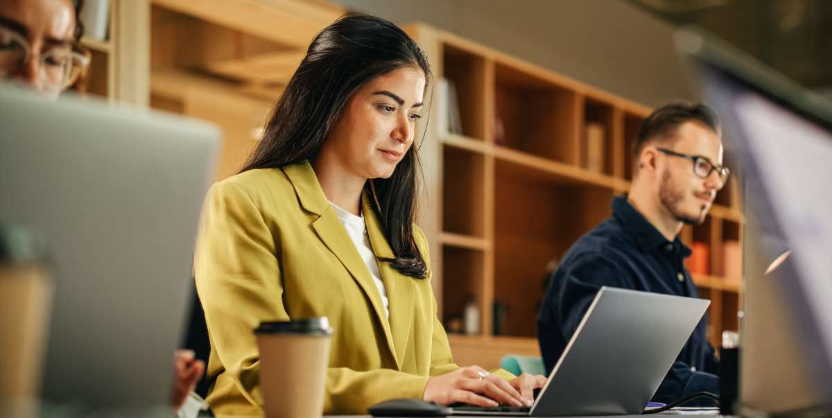 The hidden costs of not modernizing by digitizing your employee experiences